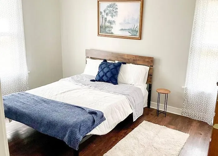 3 Bedroom Home Away From Home.